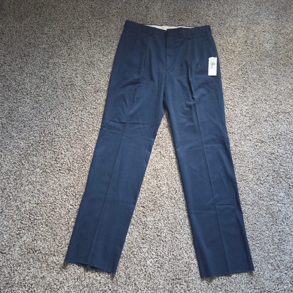 Country Traditionals by Pendleton Other - Pendleton Country Traditionals Mens Navy Blue Pleated Cotton Chinos Pants 38 NEW